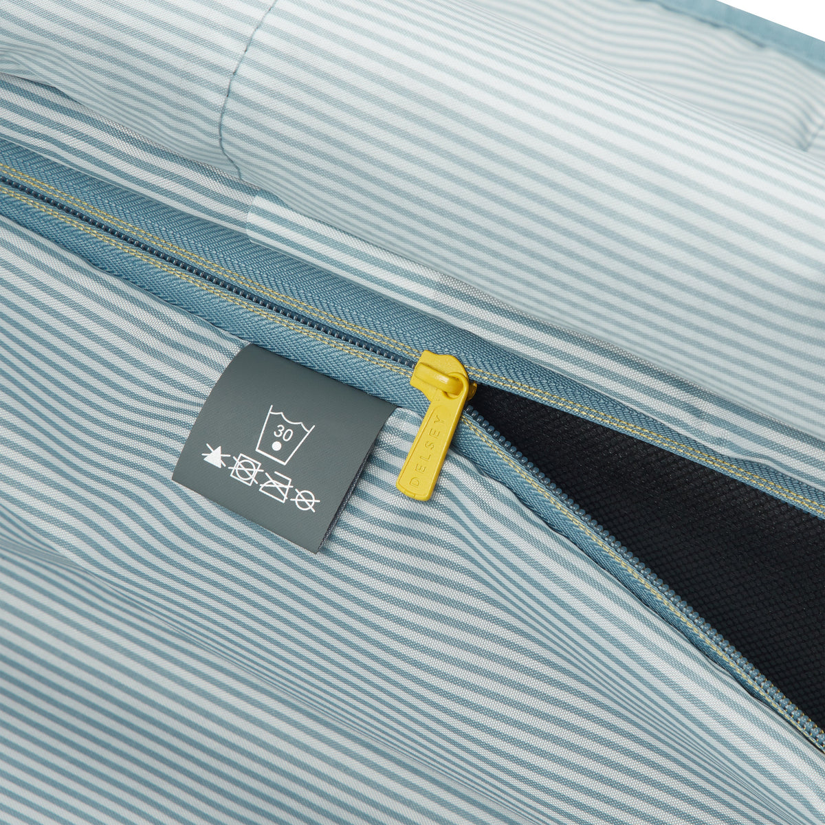 CAUMARTIN PLUS | Expandable Large Check-In Suitcase 76 CM graphite