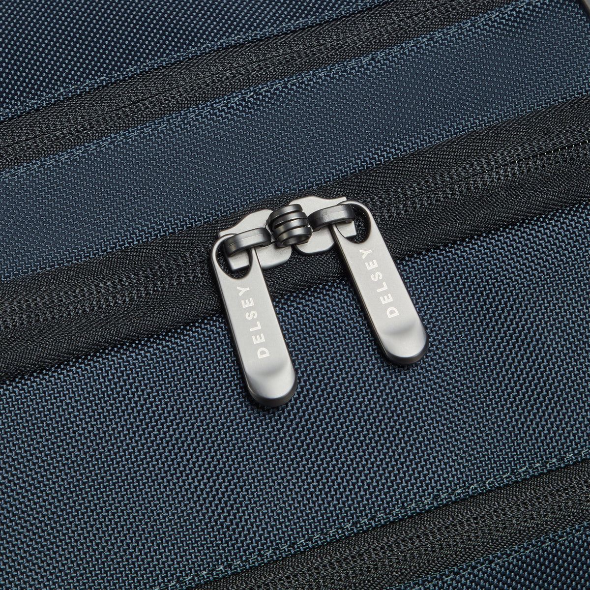 DLC PRO | Garment Duffle Bag 52 CM NAVY