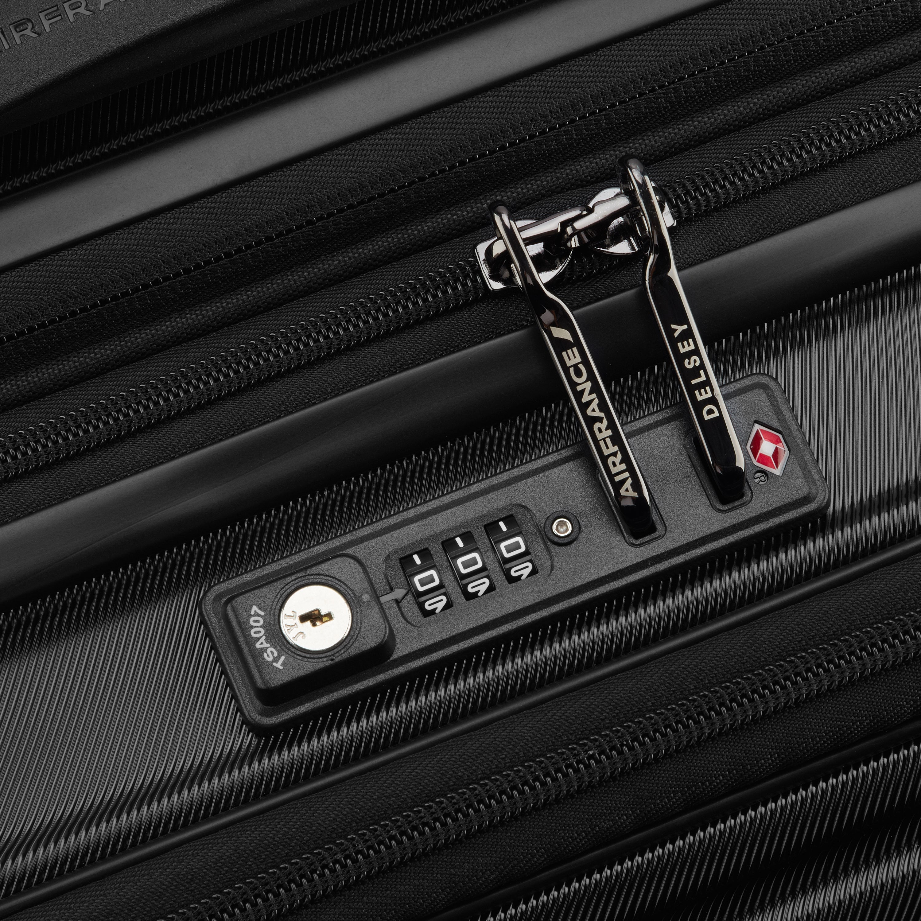 ELEGANCE| Suitcase Cabin Expandable 55 CM BLACK
