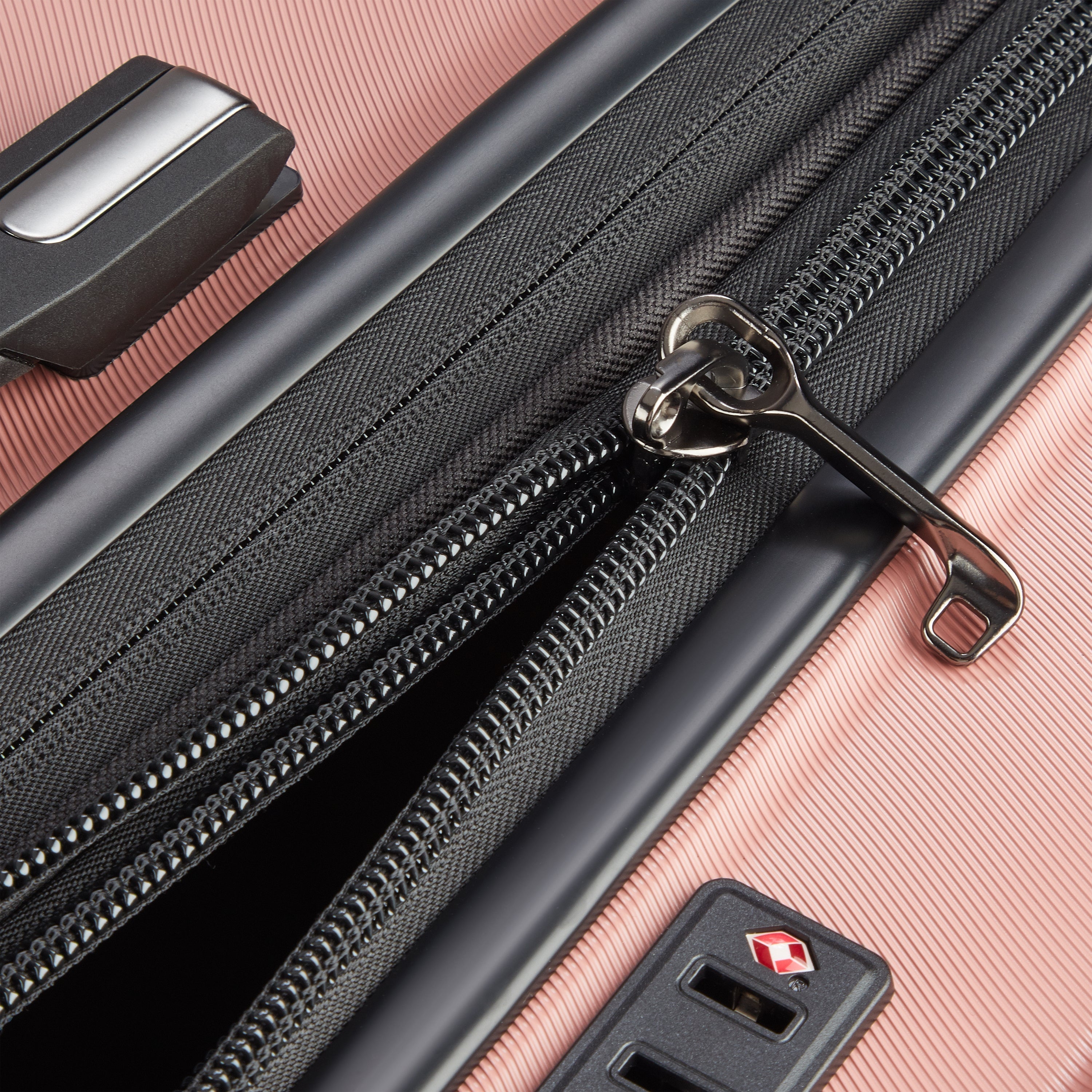 SHADOW 5.0| Expandable Large Suitcase Check-In 76 CM ASH ROSE