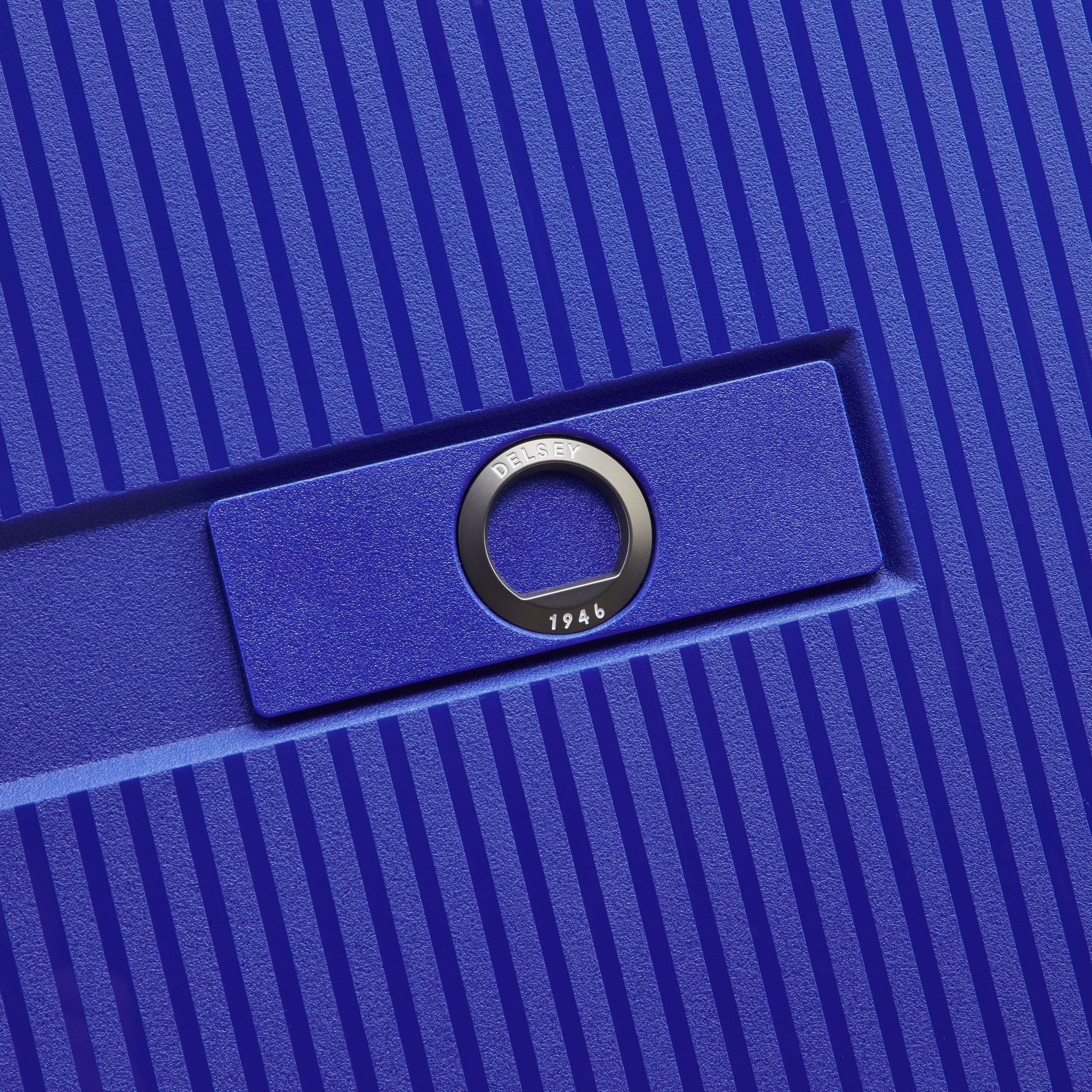 VAUBAN| Suitcase Check-In 70.5 CM ELECTRIC BLUE