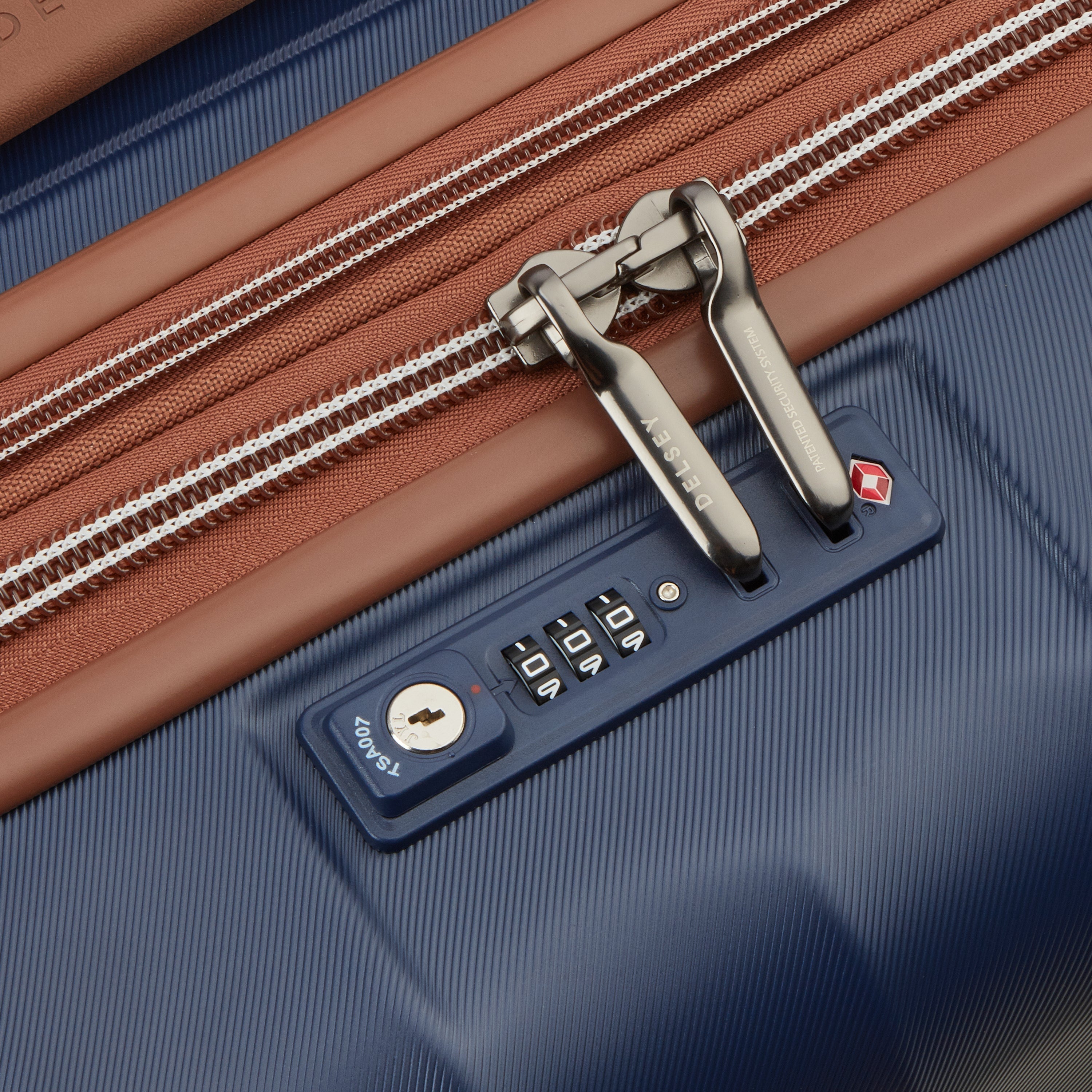 CARROUSEL 2| Valise Soute Extensible 67.5 CM BLEU