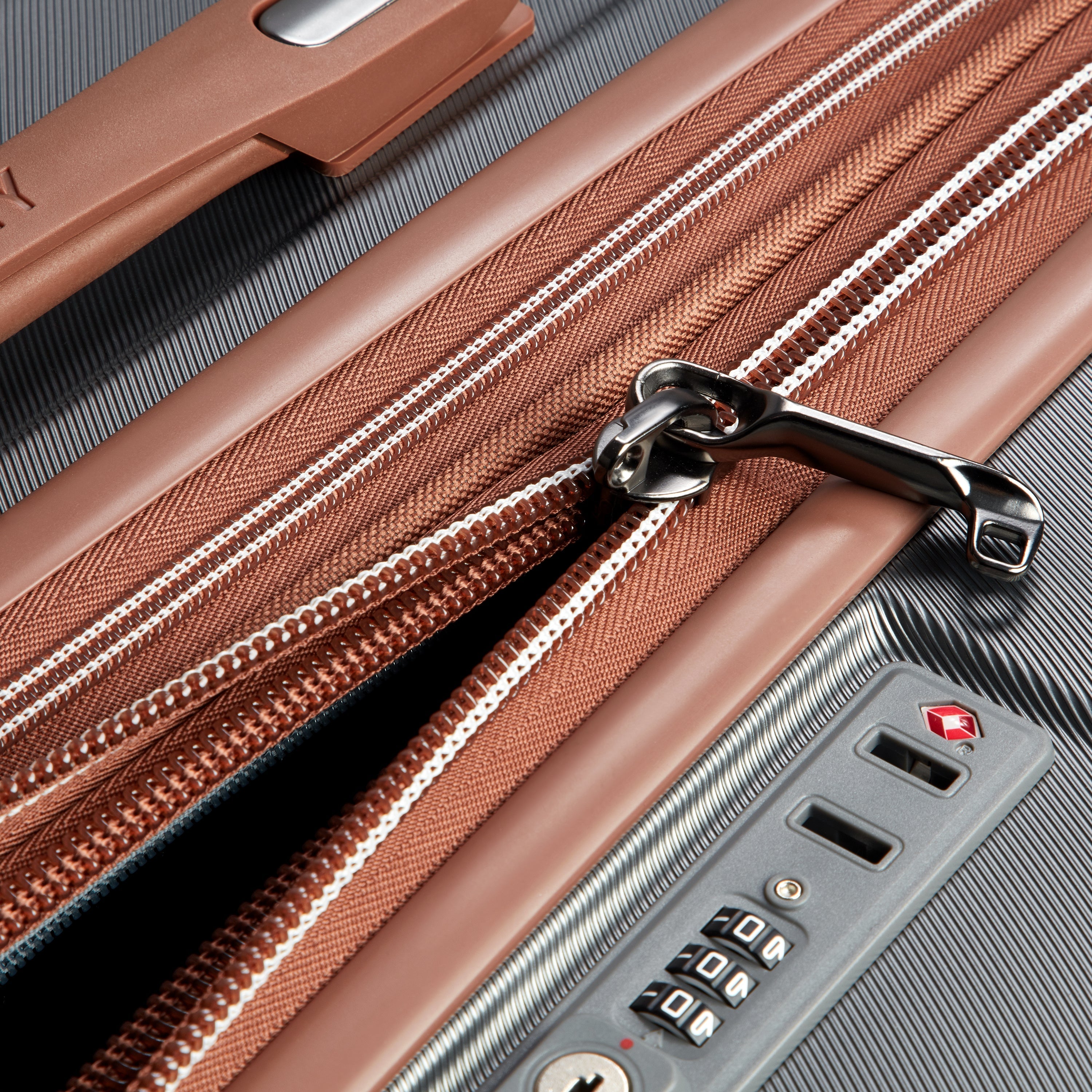 CARROUSEL 2| Suitcase Check-In Expandable 76 CM SILVER