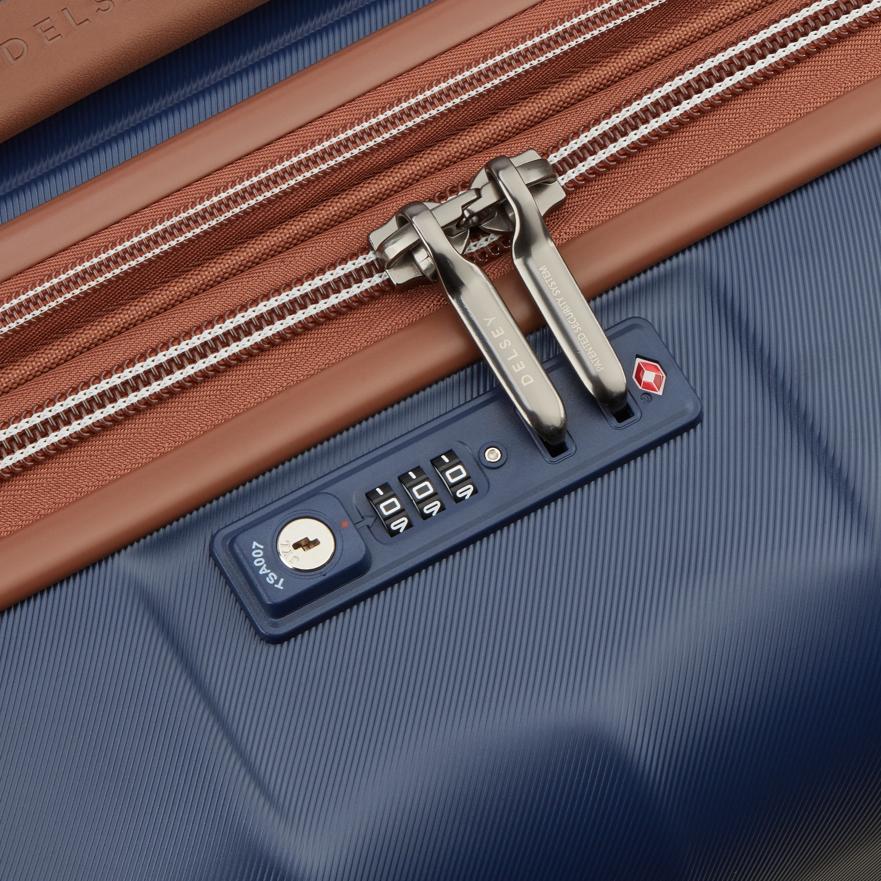 CARROUSEL 2| Valise Soute Extensible 76.5 CM BLEU
