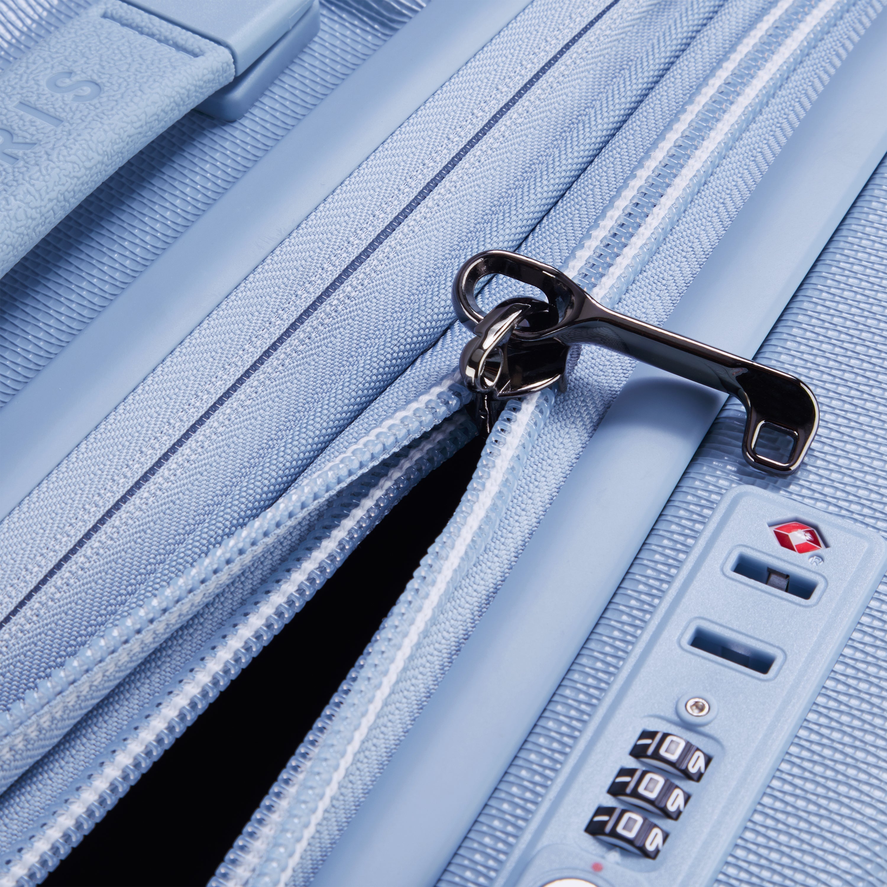 CHATELET AIR 2.0| Valise Soute Extensible 66.5 CM BLEU CLAIR