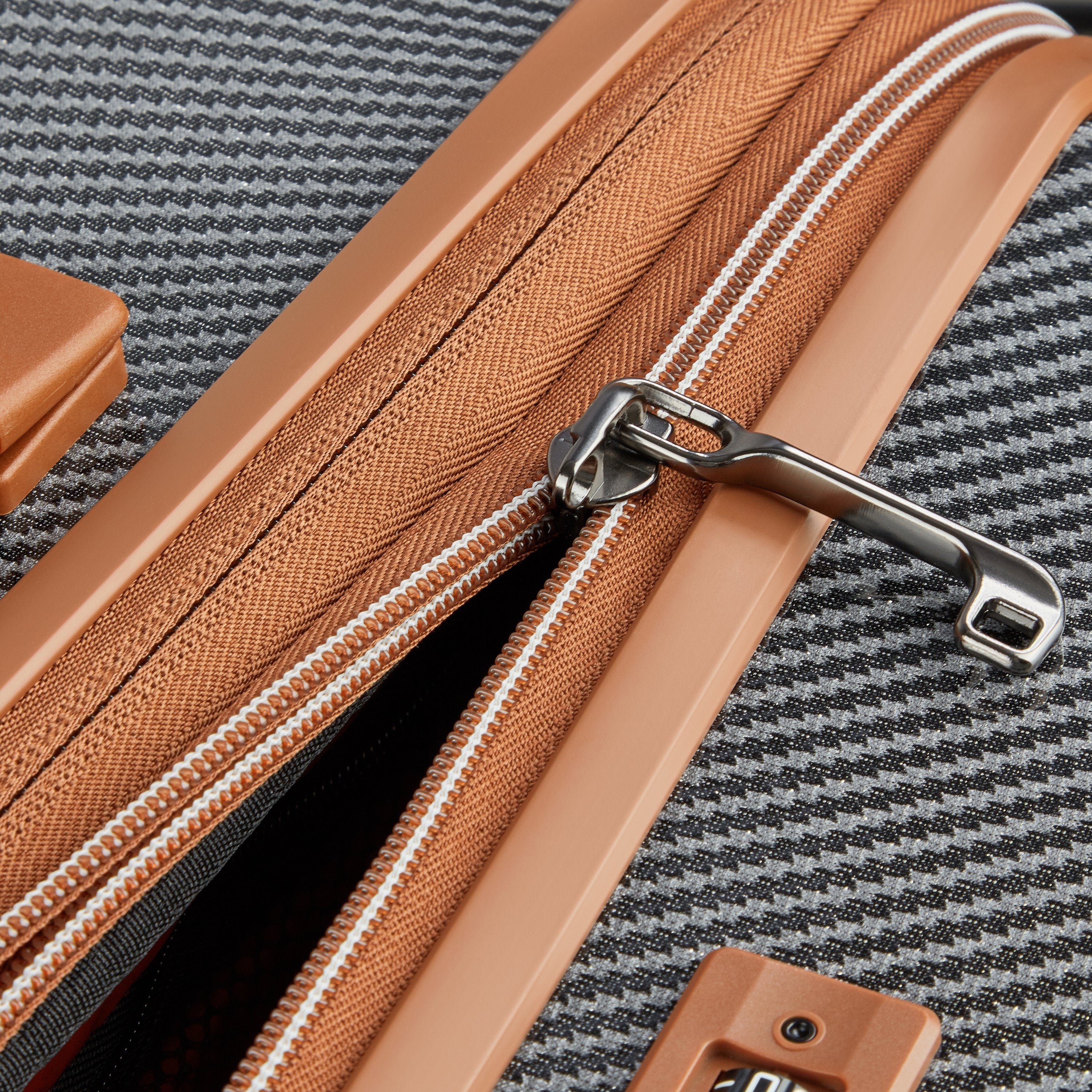 HELIUM ULTIMATE| Koffer Check-in Uitbreidbaar 76 CM ZILVER