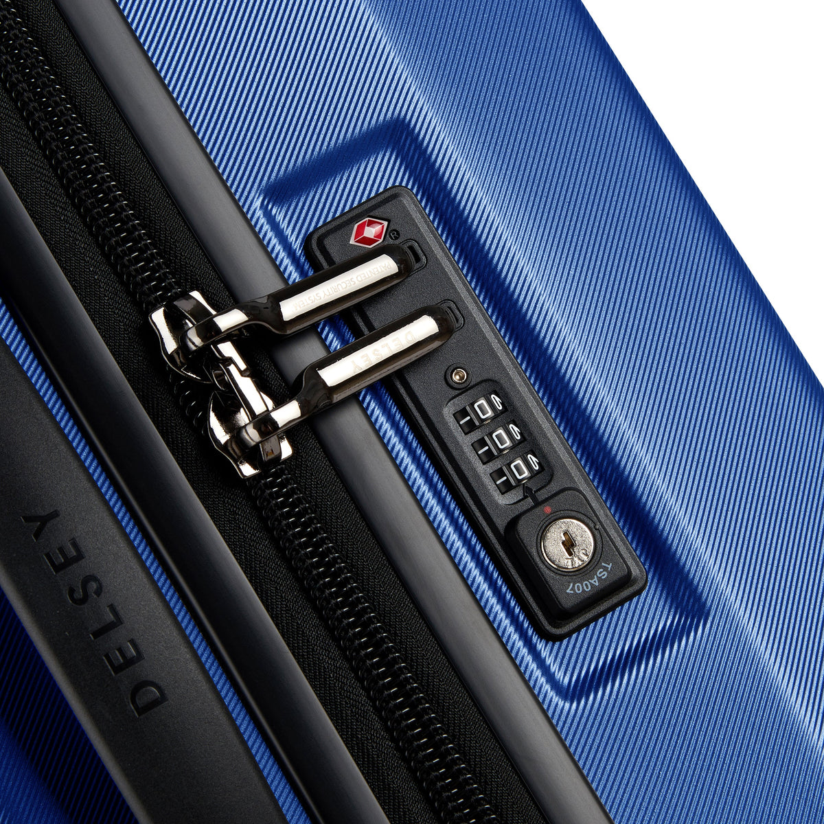 KARAT 2.0 | Medium Check-In Suitcase 66.5 CM blue