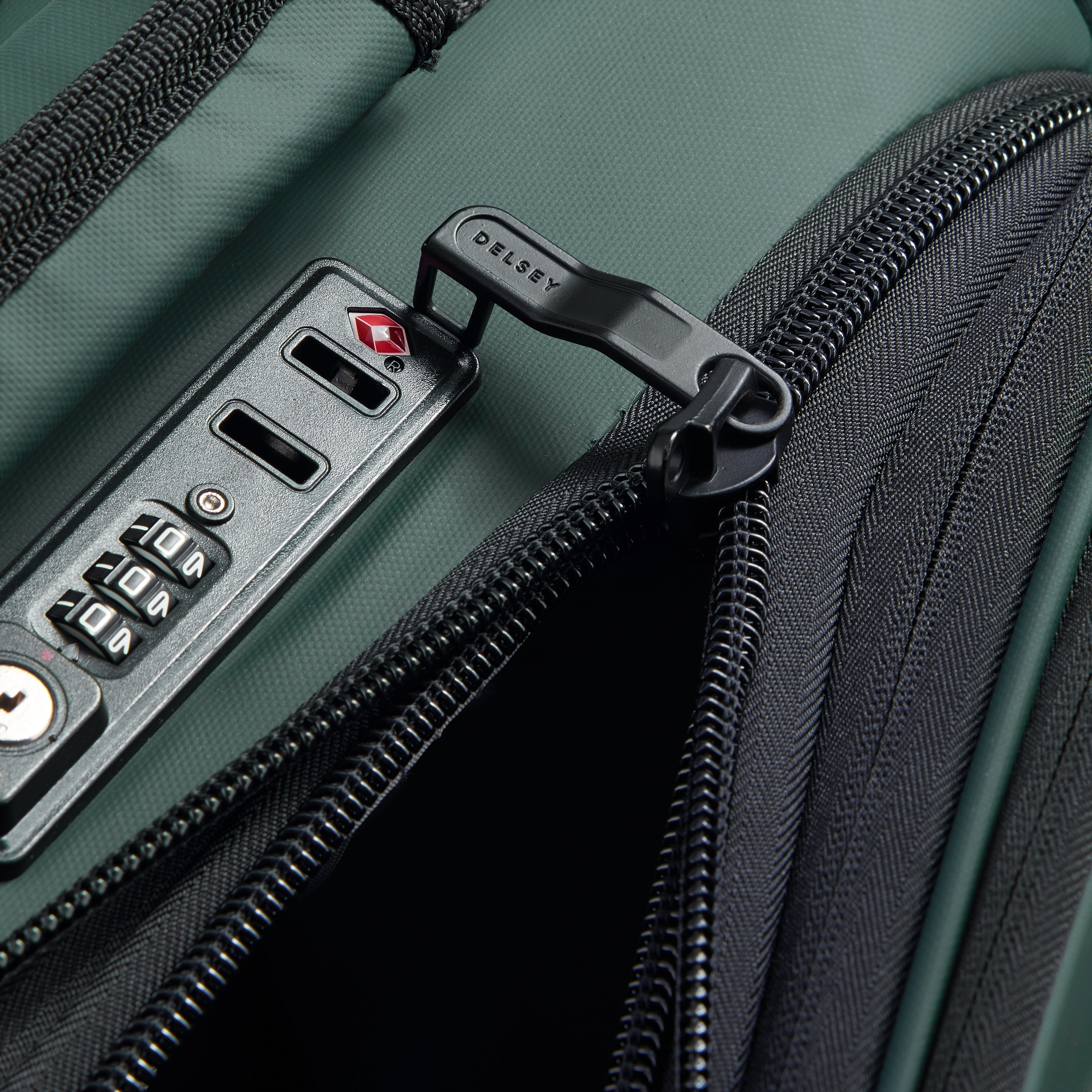 MAUBERT 2.0| Suitcase Cabin Expandable 55 CM ARMY
