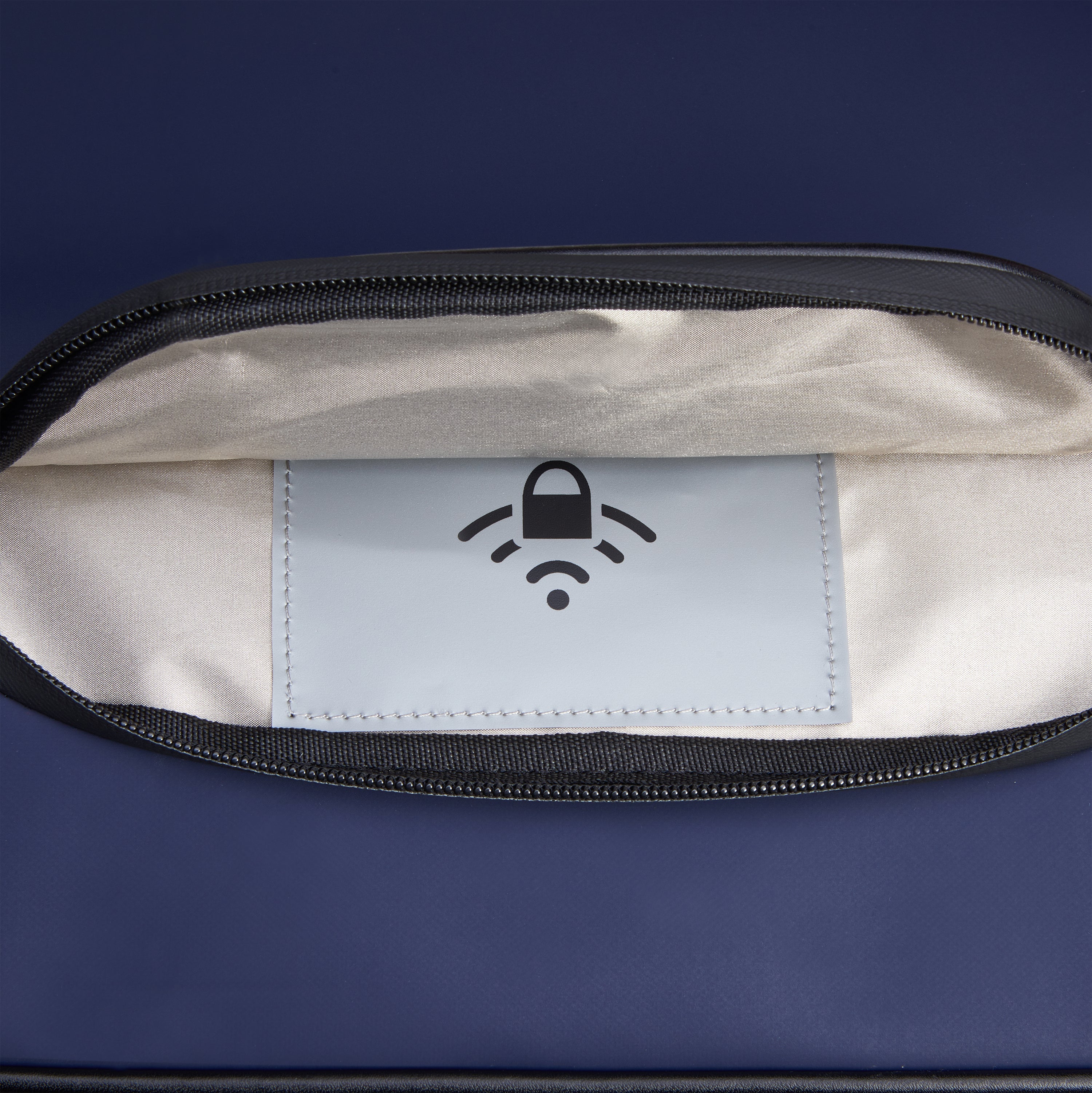 PEUGEOT VOYAGES| Duffle Bag Check-In 37 CM NAVY